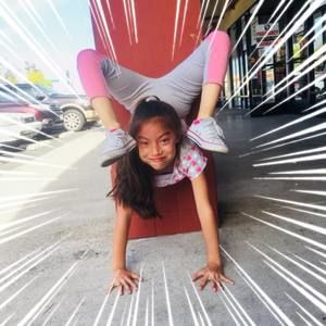 Meet your Posher, Gloria